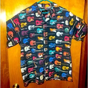 Men’s Electric Guitar button down shirt size M Gibson Fender